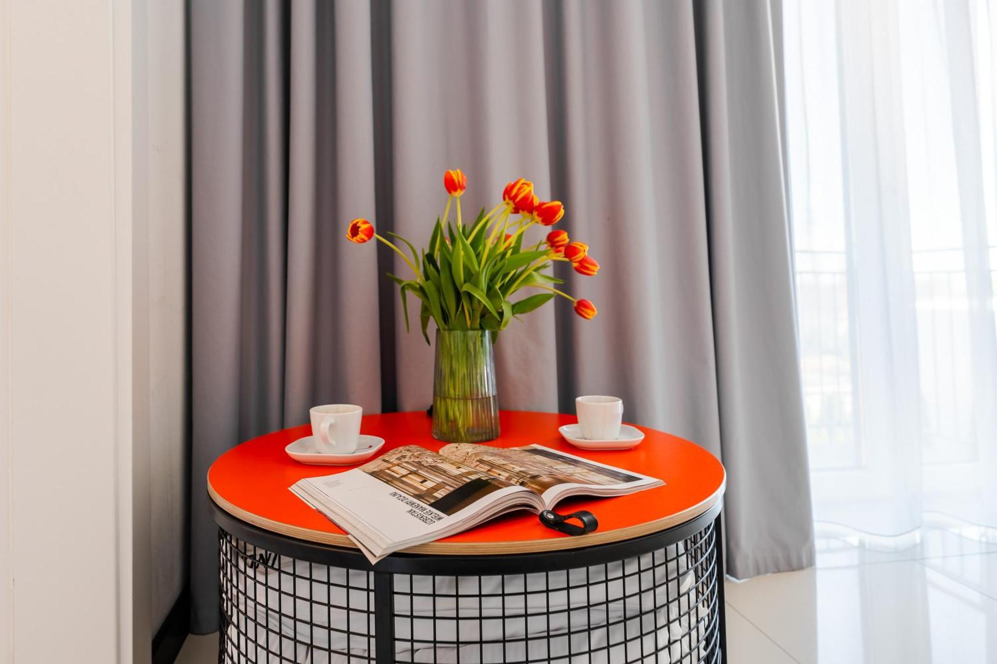 Ind.U Apartamenty Kołobrzeg Exteriör bild
