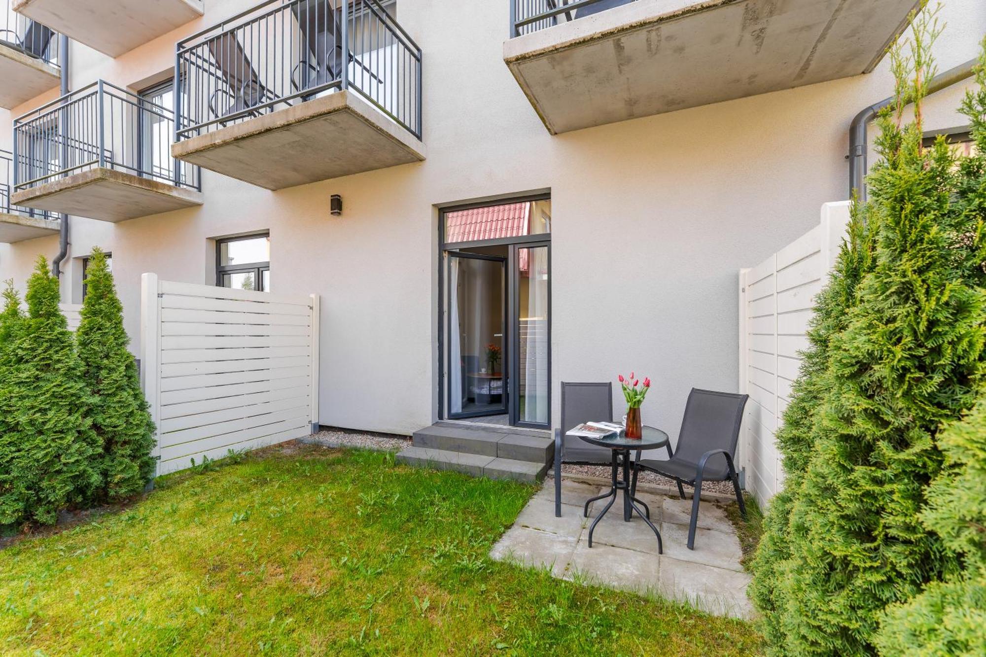 Ind.U Apartamenty Kołobrzeg Exteriör bild