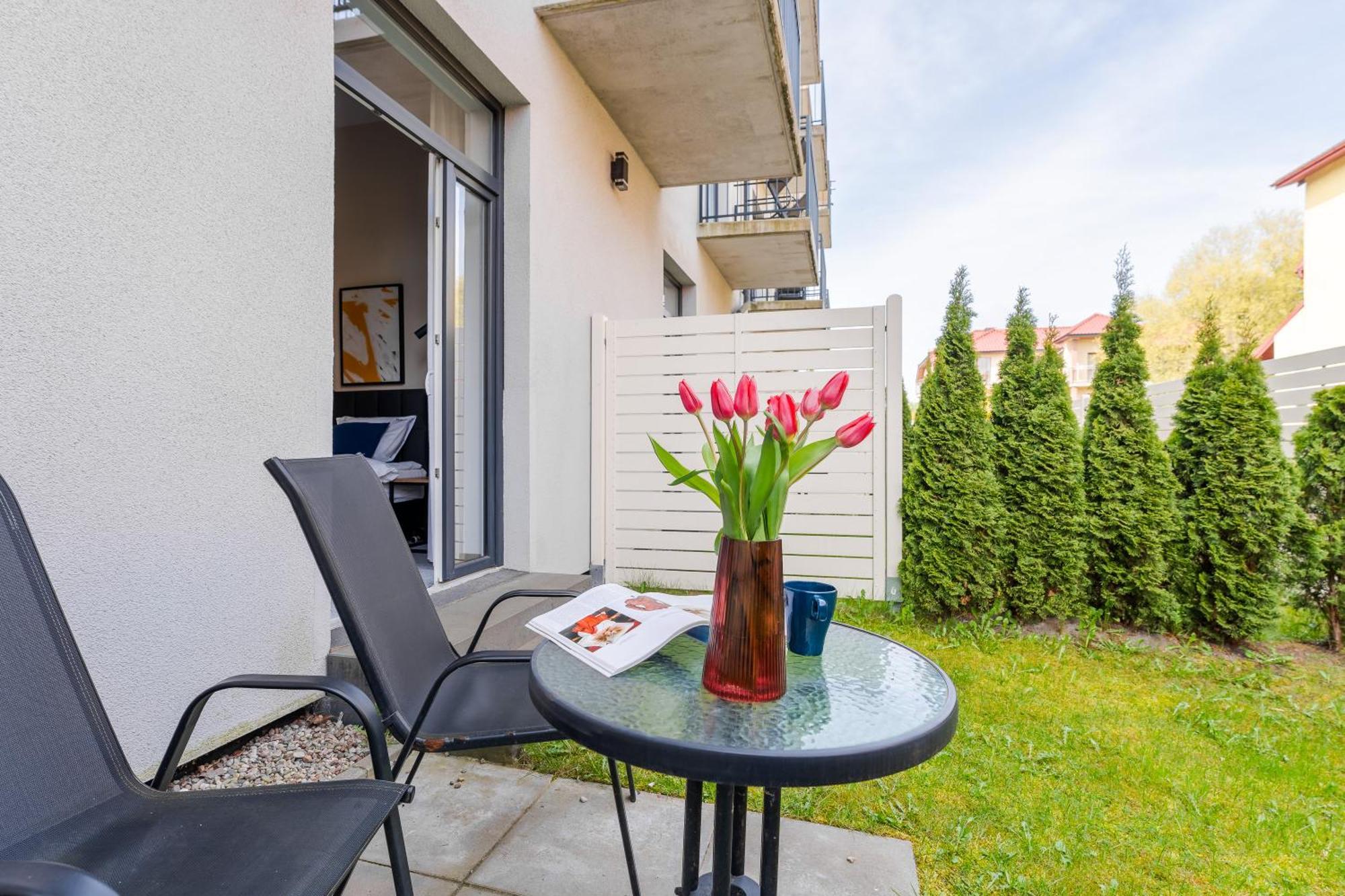 Ind.U Apartamenty Kołobrzeg Exteriör bild